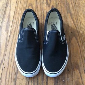 BLACK SLIP ON VANS